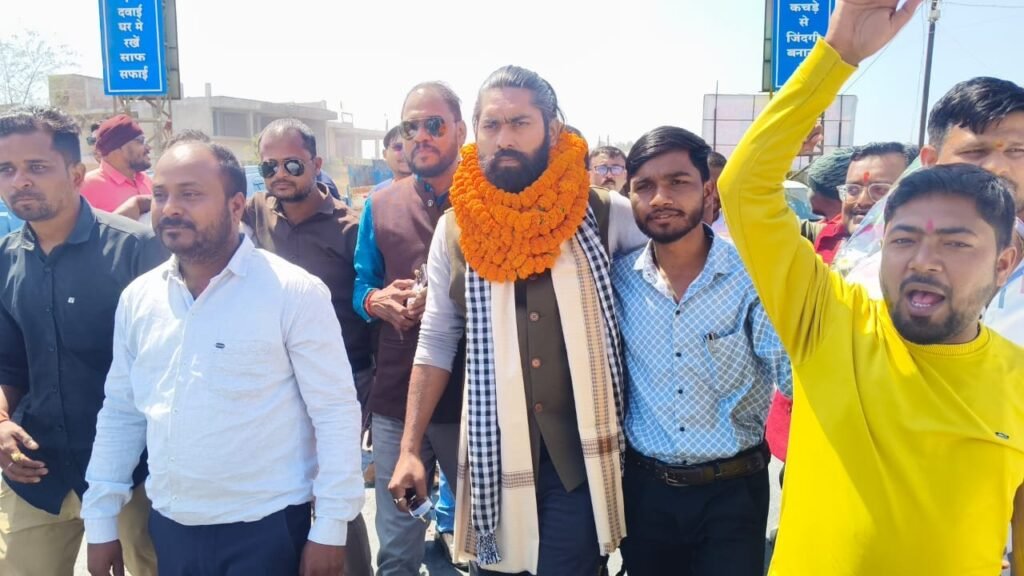 निर्भीक पत्रकार कुमार जितेन्द्र जायसवाल का सरगुजा में भव्य स्वागत,शहर की प्रथम नागरिक महापौर श्रीमती मंजूषा भगत ने किया अभिनंदन…