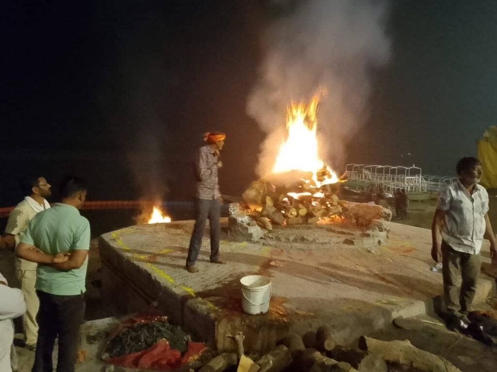 कोरबा मोरगा जायसवाल होटल संचालक के लापता पुत्र का शव बनारस के हरिशचंद्र घाट में किया गया अंतिम सऺस्कार,,